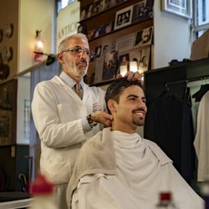 Buono Regalo — Trattamento Shampoo + Taglio + Barba + Manicure