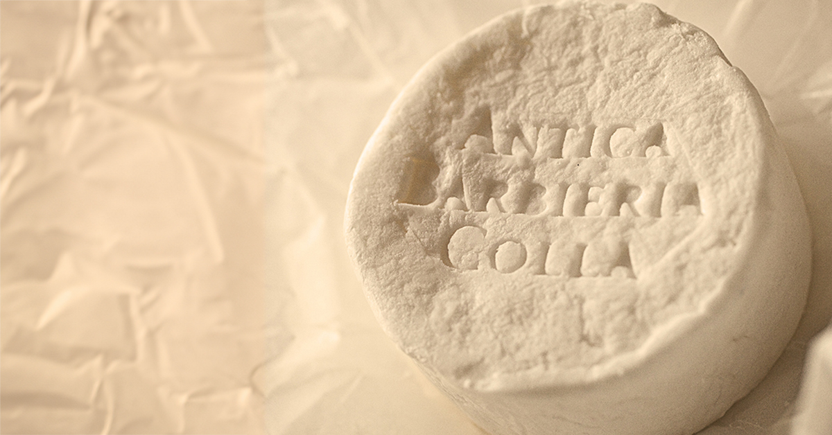 Artisanal shaving soap: why should you prefer and use it