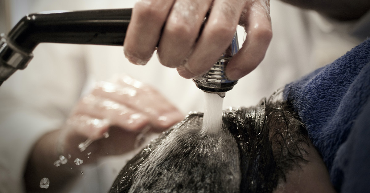 Dry hair in men: which products improve hair and scalp